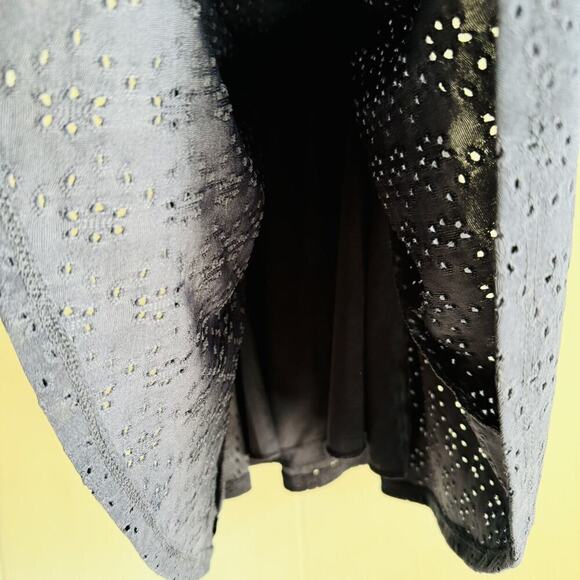 NWT Speechless Eyelet Navy Ruffle Shoulder Dress - Picture 5 of 5